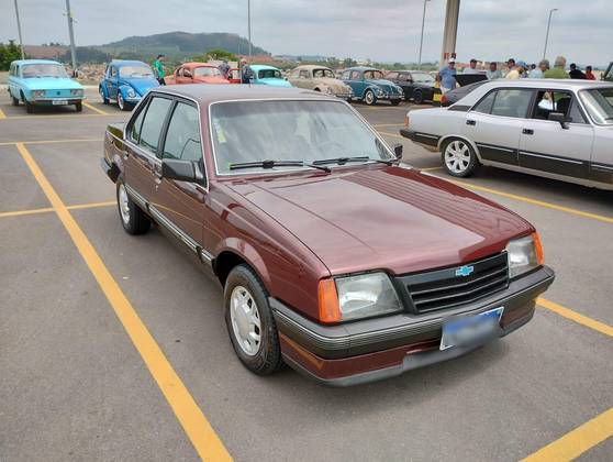 CHEVROLET MONZA 2.0 SL/E 8V ÁLCOOL 4P MANUAL
